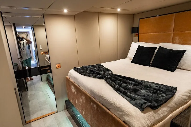 Slide: The Image of Sunreef 70 2018 - 157