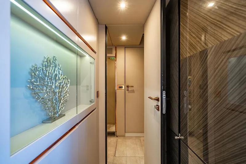 Slide: The Image of Sunreef 70 2018 - 173