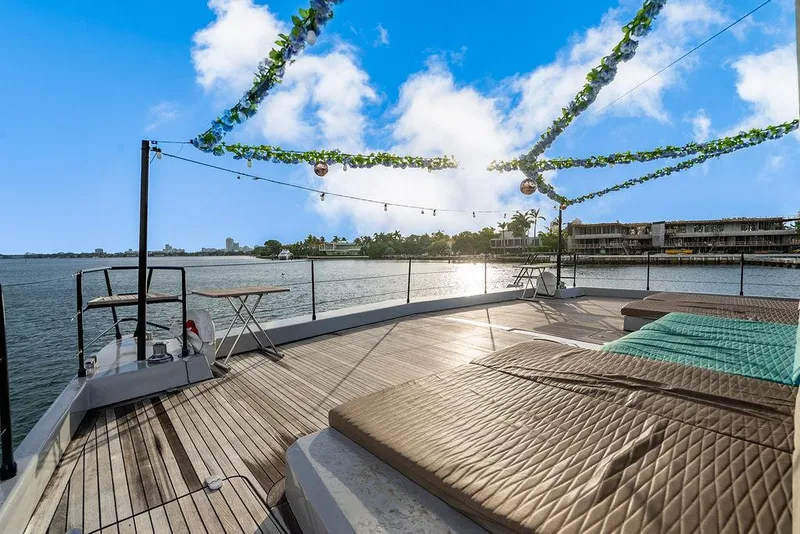 Slide: The Image of Sunreef 70 2018 - 53