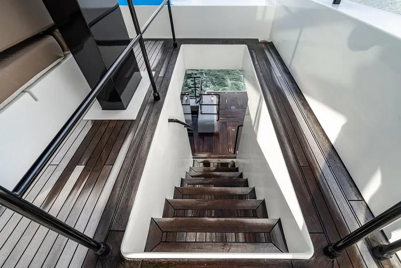 Slide: The Image of Sunreef 70 2018 - 58