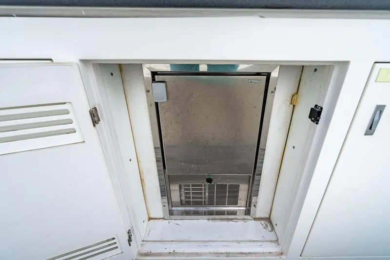 Slide: The Image of Sunreef 70 2018 - 79