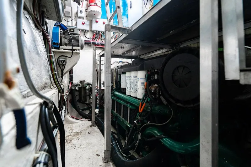 Slide: The Image of Sunreef 70 2018 - 93