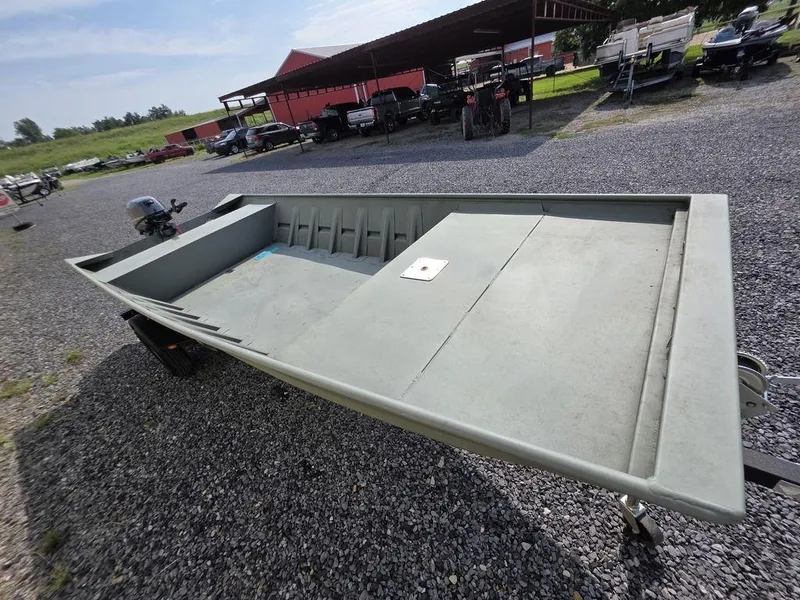 Slide: The Image of 2023 Weldcraft 1544-CDS boat with 2025 Yamaha F25 motor on gravel lot. - 8