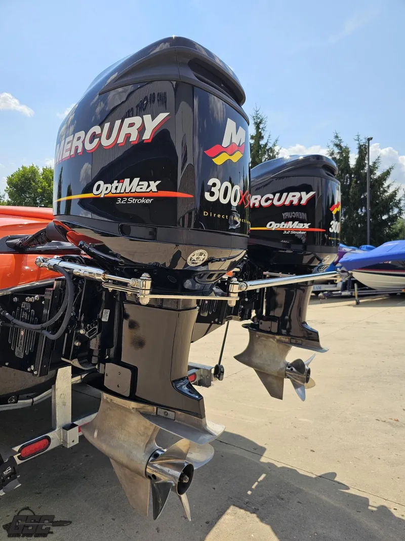 Slide: The Image of 2019 Hustler 25 Talon Cat with twin Mercury OptiMax 300X outboard engines. - 41