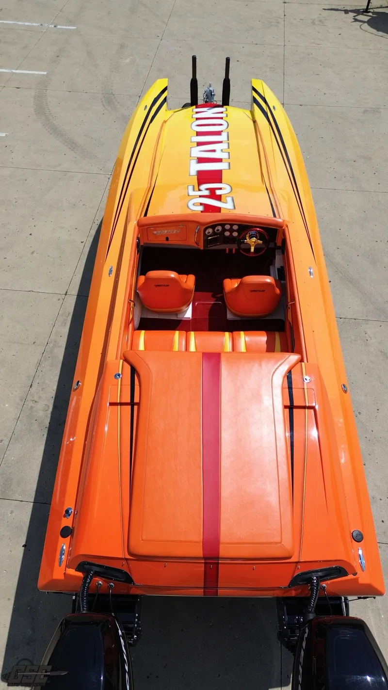 Slide: The Image of Hustler 25 Talon Cat 2019 - 59