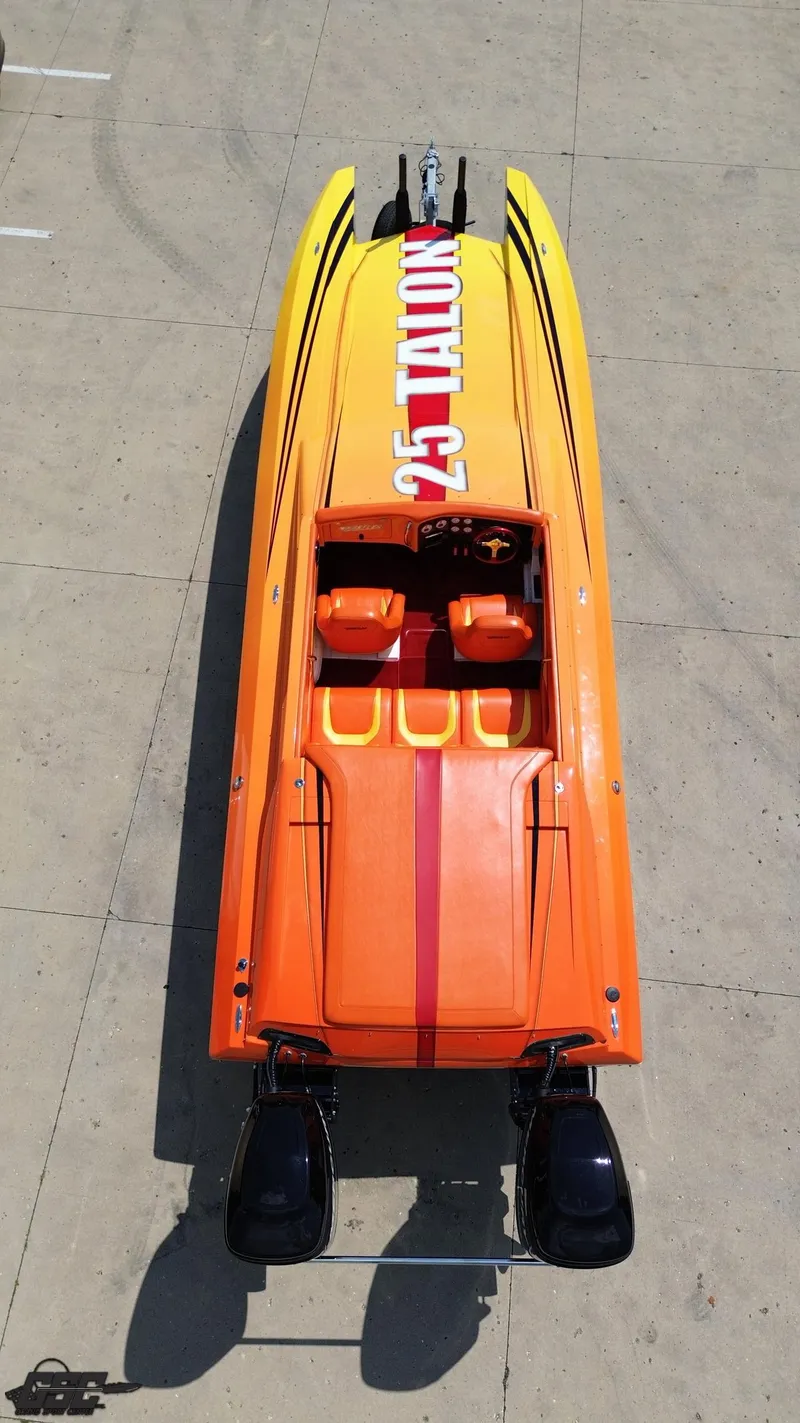 Slide: The Image of Hustler 25 Talon Cat 2019 - 63
