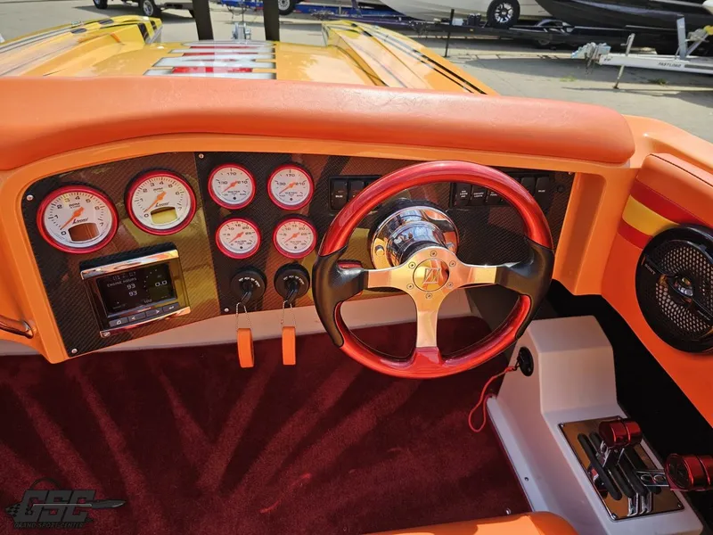 Slide: The Image of Hustler 25 Talon Cat 2019 - 84