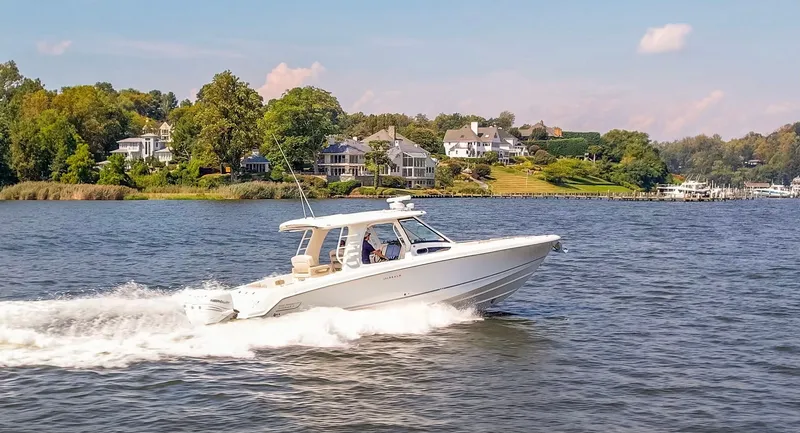 Slide: The Image of Boston Whaler 350 Realm 2018 - 18