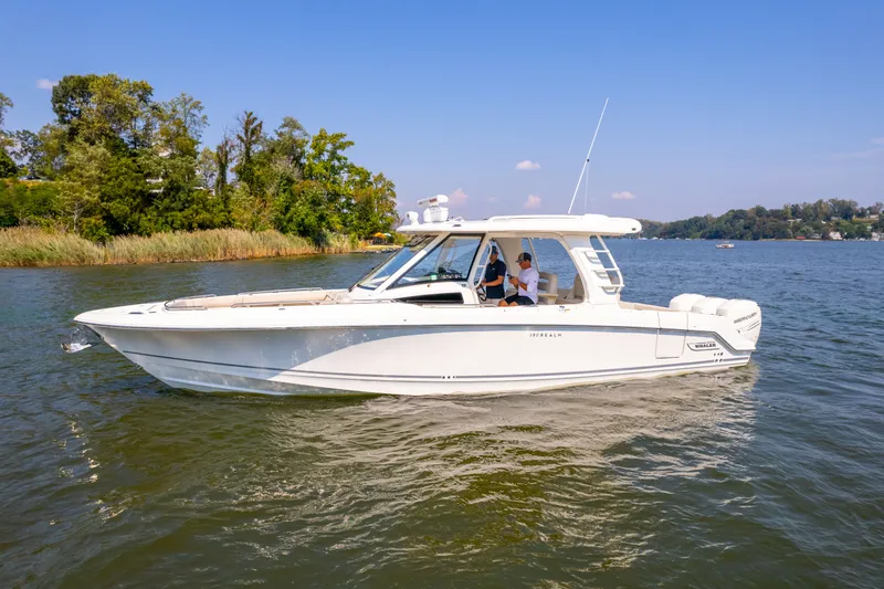 Slide: The Image of Boston Whaler 350 Realm 2018 - 28