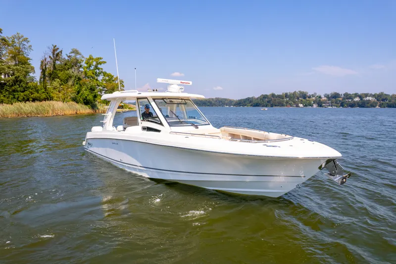 Slide: The Image of Boston Whaler 350 Realm 2018 - 32