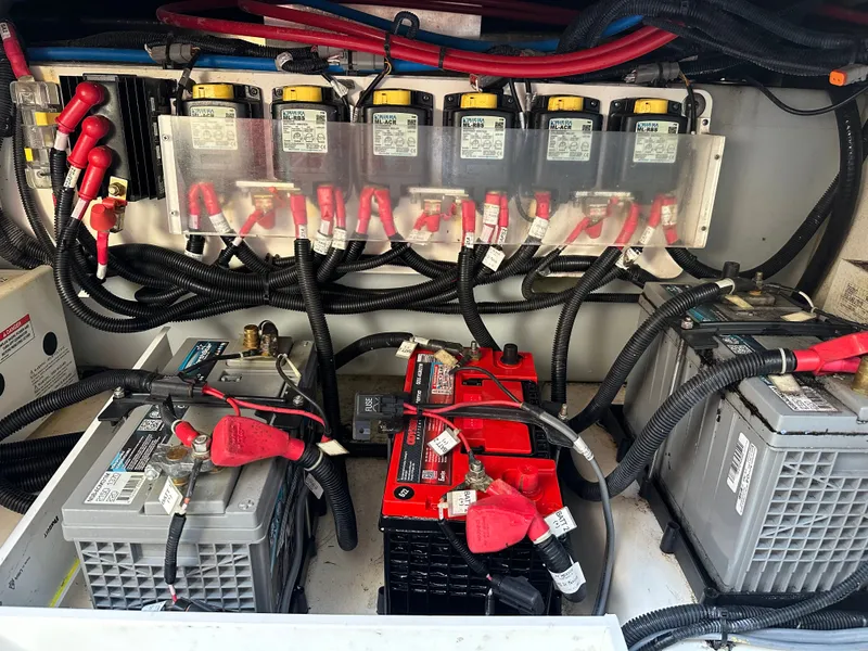 Slide: The Image of Boston Whaler 350 Realm 2018 - 42