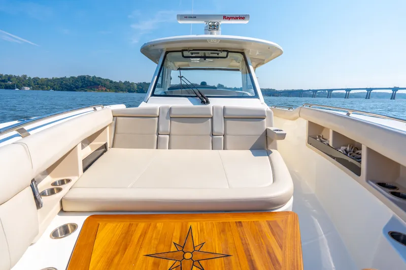 Slide: The Image of Boston Whaler 350 Realm 2018 - 47