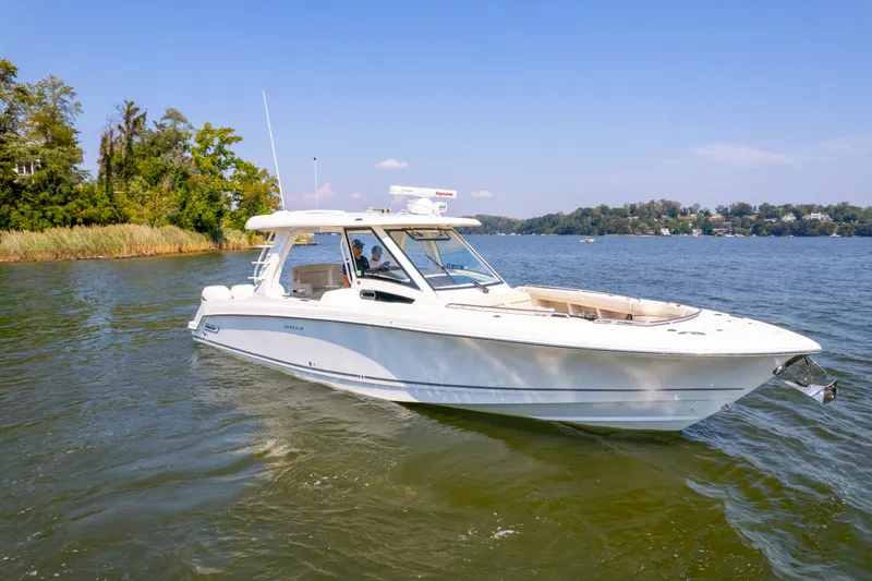 Slide: The Image of Boston Whaler 350 Realm 2018 - 6