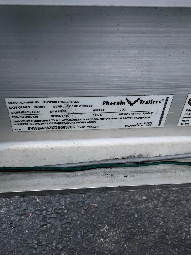 Slide: The Image of Trailer Info - 16