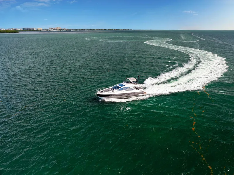 Slide: The Image of Azimut S6 2021 - 62