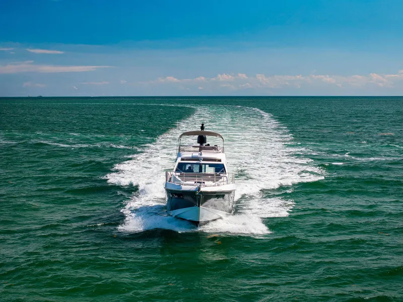 Slide: The Image of Azimut S6 2021 - 77