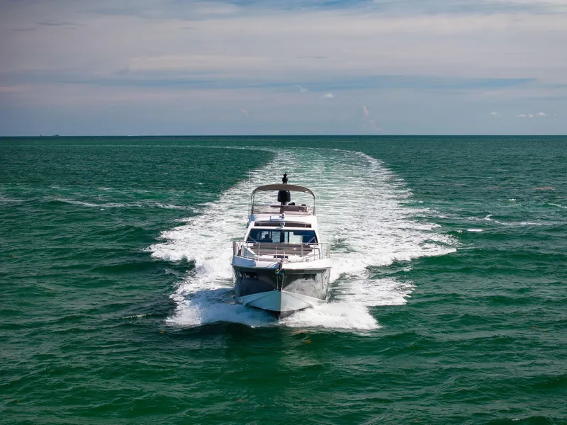 Slide: The Image of Azimut S6 2021 - 78