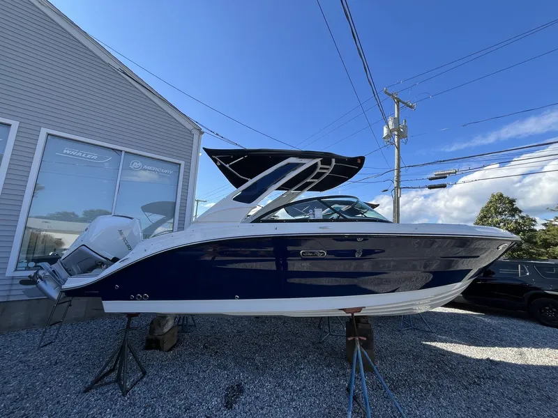 Slide: The Image of Sea Ray SDX 230 Outboard 2026 - 20