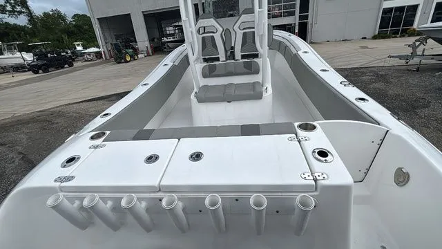 Slide: The Image of Cape Horn Yachts 32 XS 2024 - 10