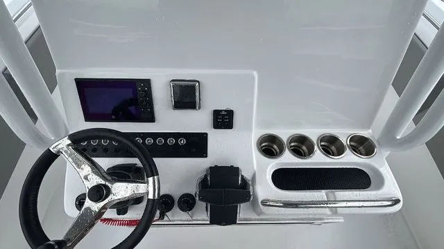 Slide: The Image of Cape Horn Yachts 32 XS 2024 - 15