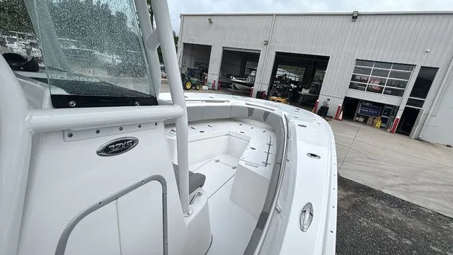 Slide: The Image of Cape Horn Yachts 32 XS 2024 - 19