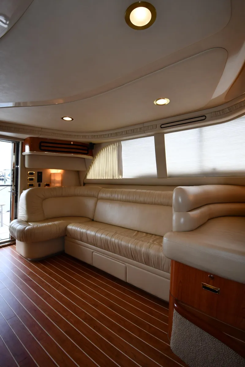 Slide: The Image of Sea Ray 480 Sedan Bridge 2001 - 83