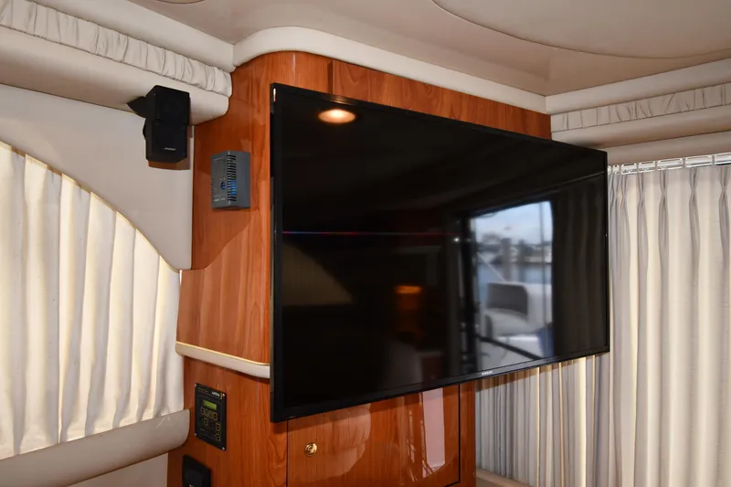 Slide: The Image of Sea Ray 480 Sedan Bridge 2001 - 86