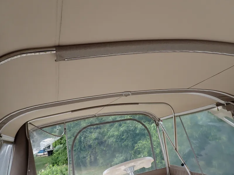 Slide: The Image of Rinker Fiesta Vee 2005 - 19