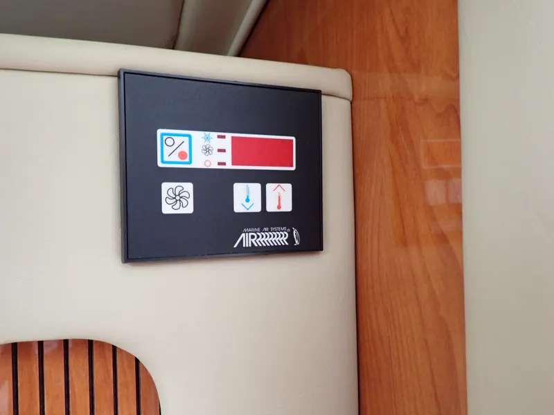 Slide: The Image of Rinker Fiesta Vee 2005 - 37