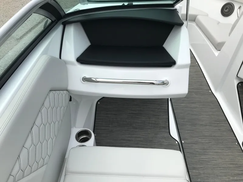 Slide: The Image of 2026 Four Winns H-1 FREEDOM boat interior with sleek seating and modern design. - 23