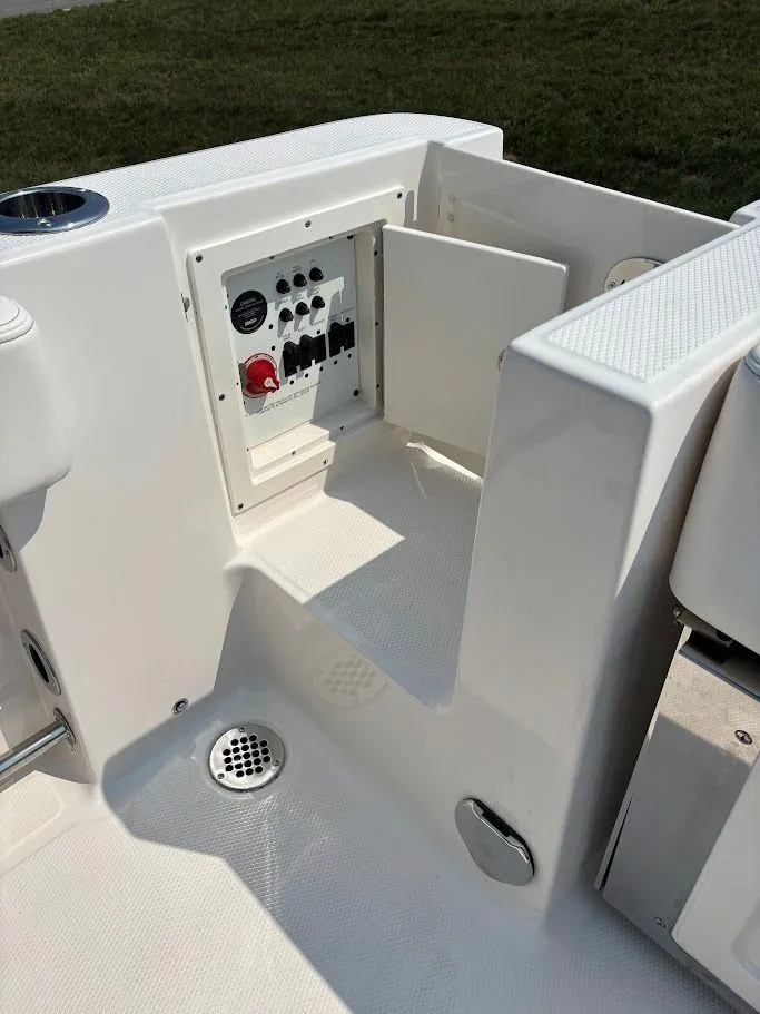 Slide: The Image of 2026 Robalo R230 17 - 17