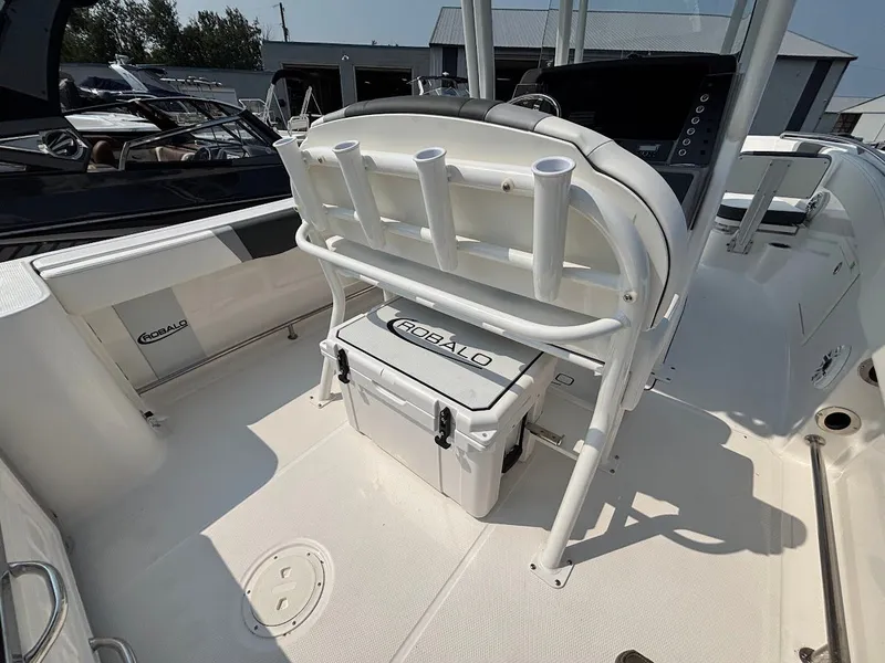 Slide: The Image of 2026 Robalo R230 7 - 7