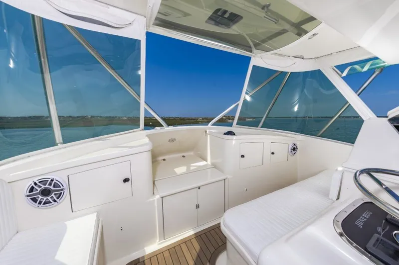 Slide: The Image of Custom Carolina Scarborough 41 Express 1985 - 36