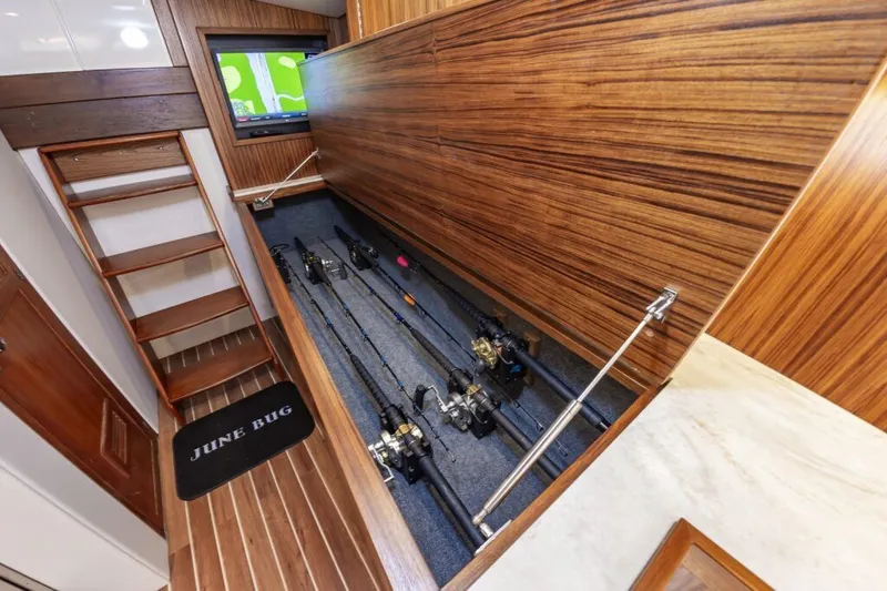 Slide: The Image of Custom Carolina Scarborough 41 Express 1985 - 45