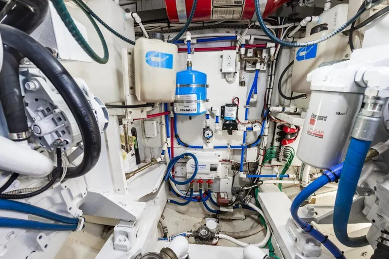 Slide: The Image of Custom Carolina Scarborough 41 Express 1985 - 52