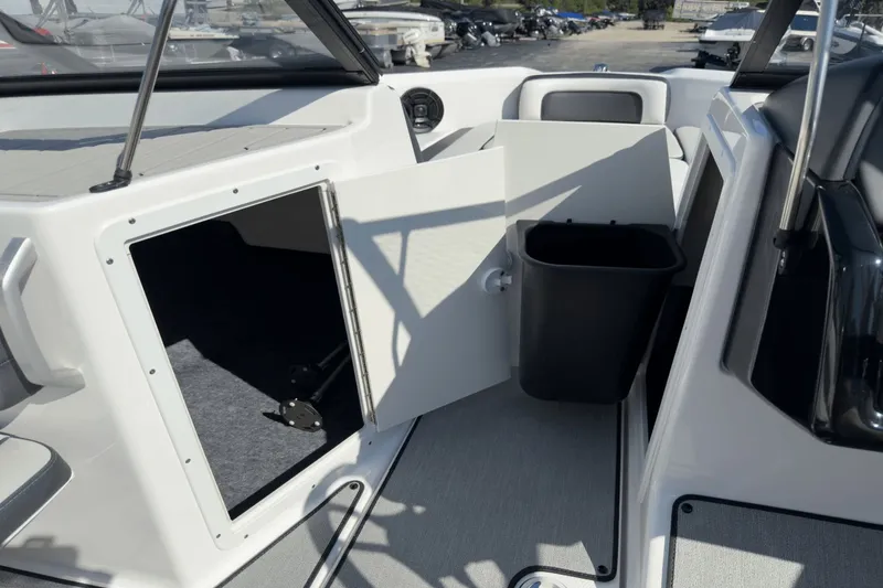 Slide: The Image of Yamaha AR195 2021 - 14