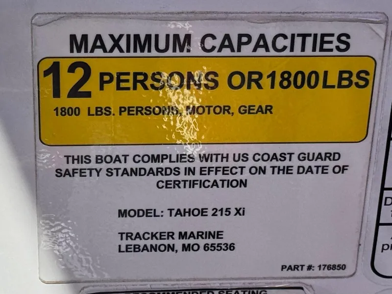 Slide: The Image of 2018 Tracker TAHOE 215 XI boat capacity label, 12 persons or 1800 lbs, US Coast Guard compliant. - 33