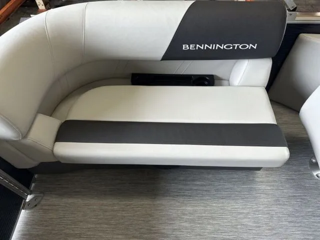 Slide: The Image of Bennington S-One Quad Bench 20 SSR Pontoon 2026 - 12