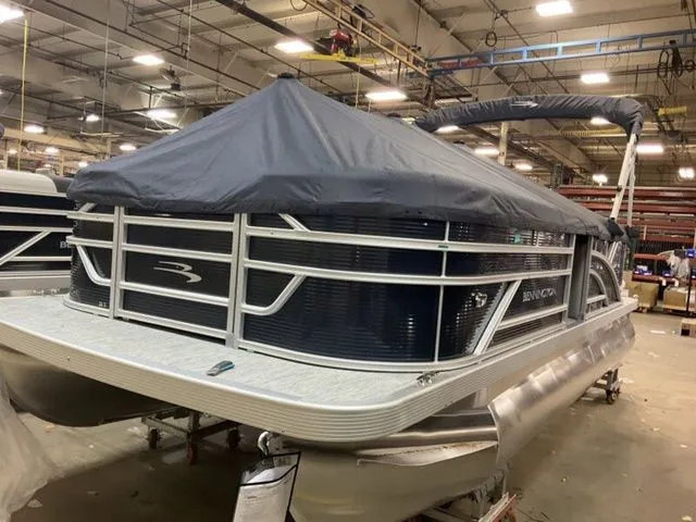 Slide: The Image of Bennington S-One Quad Bench 20 SSR Pontoon 2026 - 18