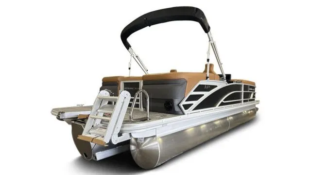 Slide: The Image of Bennington M Quad Bench 24 MFB Tritoon 2026 - 7