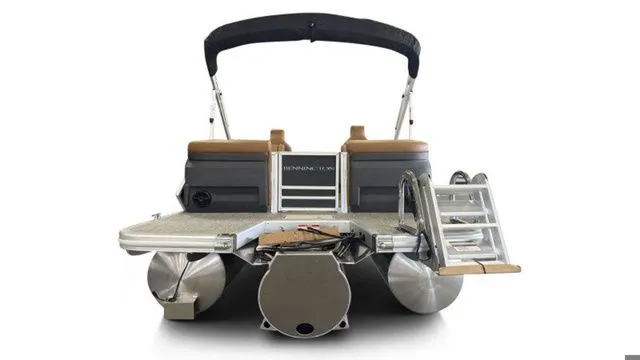 Slide: The Image of Bennington M Quad Bench 24 MFB Tritoon 2026 - 6