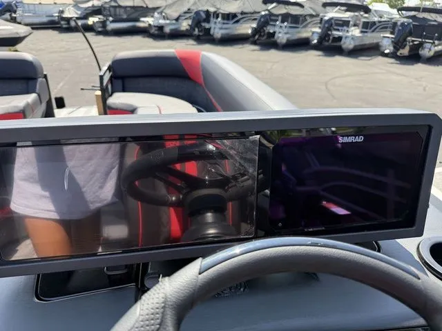 Slide: The Image of Bennington M Quad Bench 24 MFB Tritoon 2026 - 18