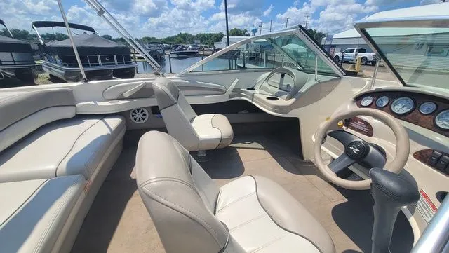 Slide: The Image of Sea Ray 182 2002 - 10