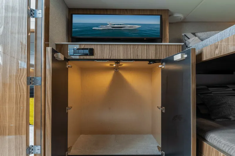 Slide: The Image of Cruisers 50 Cantius 2026 - 134