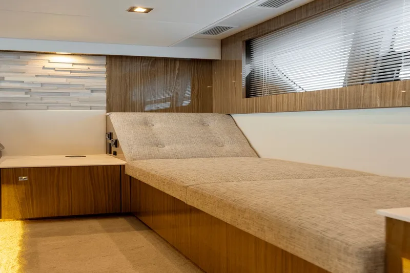Slide: The Image of Cruisers 50 Cantius 2026 - 60