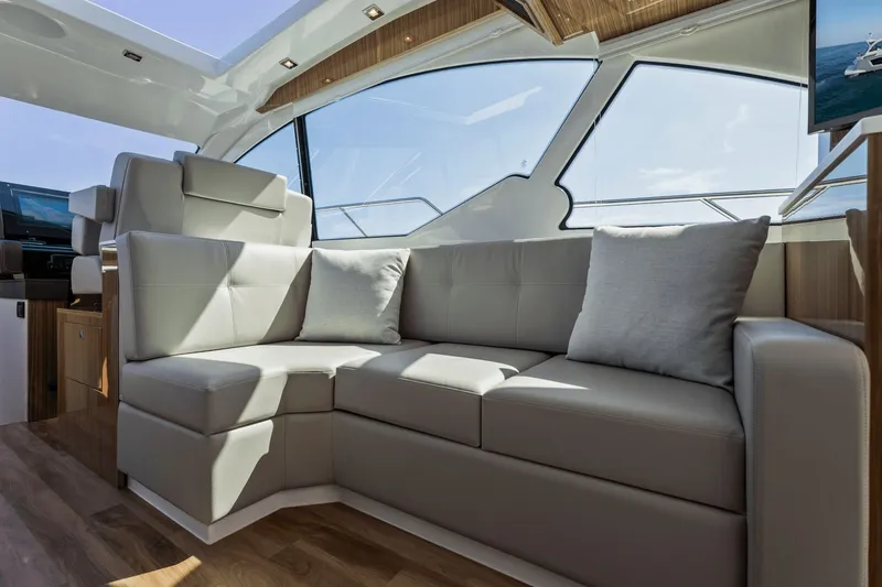 Slide: The Image of Cruisers 50 Cantius 2026 - 94