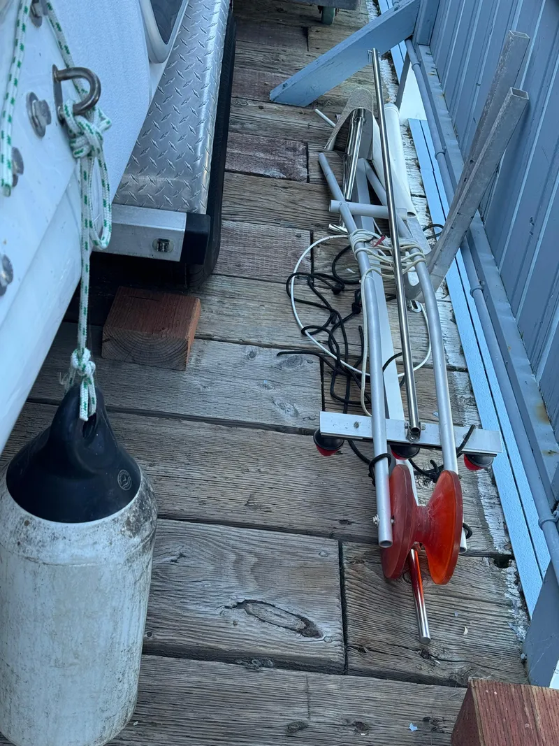 Slide: The Image of Mast raising gear - 13