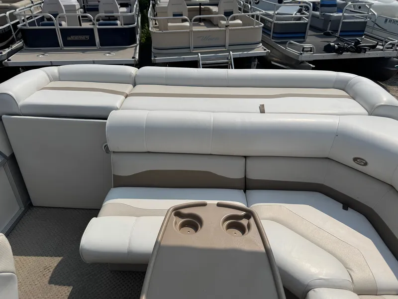 Slide: The Image of Smoker Craft SunChaser 820 Pontoon 2006 - 33