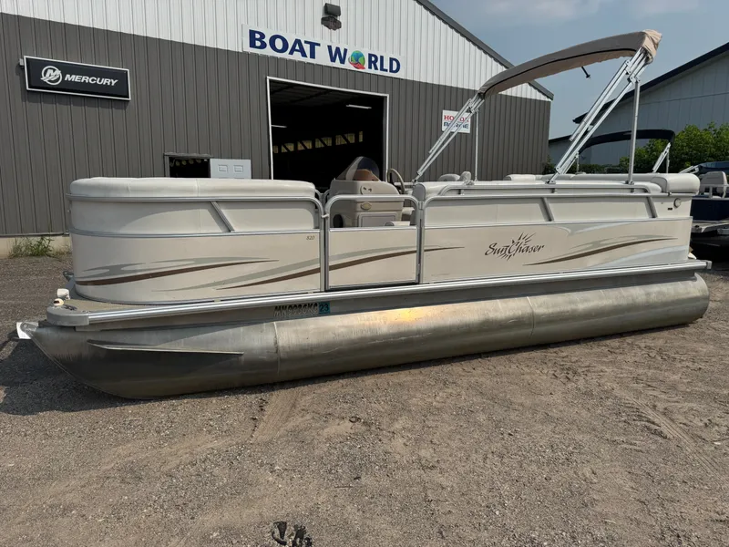 Slide: The Image of Smoker Craft SunChaser 820 Pontoon 2006 - 39