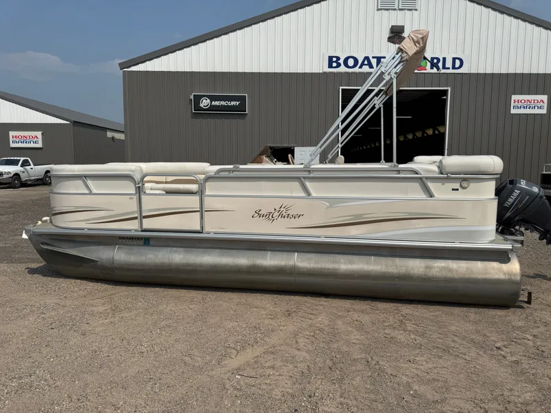 Slide: The Image of Smoker Craft SunChaser 820 Pontoon 2006 - 40